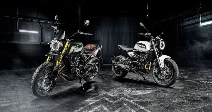 Moto Morini svela le Seimmezzo STR e SCR