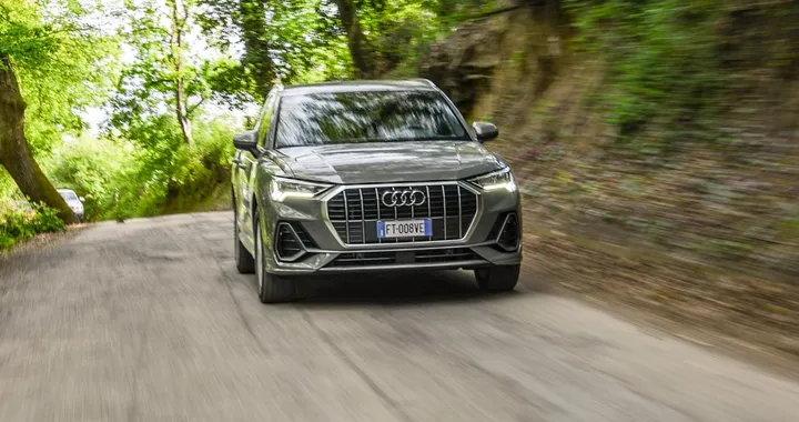 Audi Q3 35 TFSI: prova su strada del 1.5 benzina da 150 cavalli