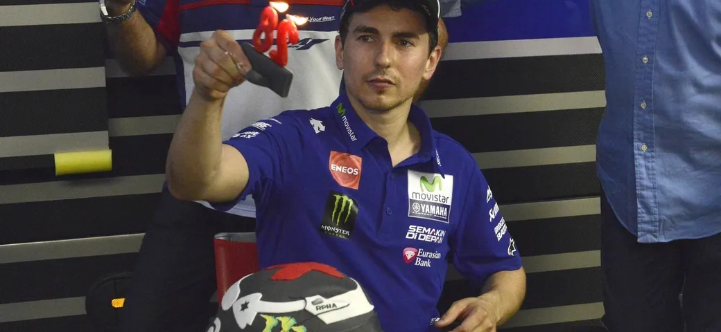 Jorge Lorenzo: 28° compleanno in pista
