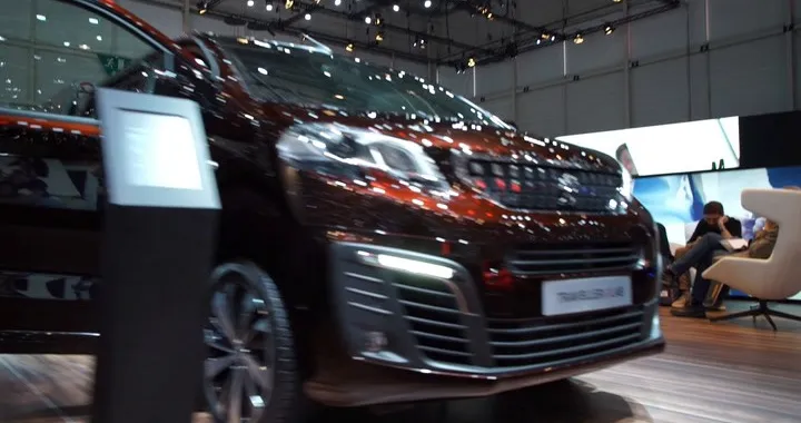 Peugeot  Traveller Ginevra con Carlo Leoni