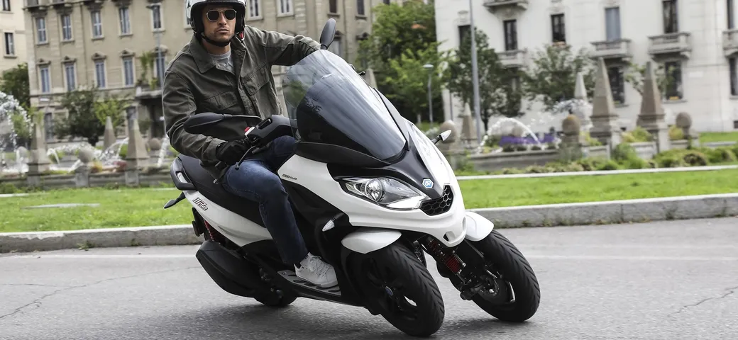 Settembre è il mese di Piaggio MP3: promozioni e finanziamenti dedicati al tre ruote