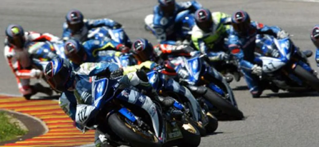 Yamaha R Series 2009