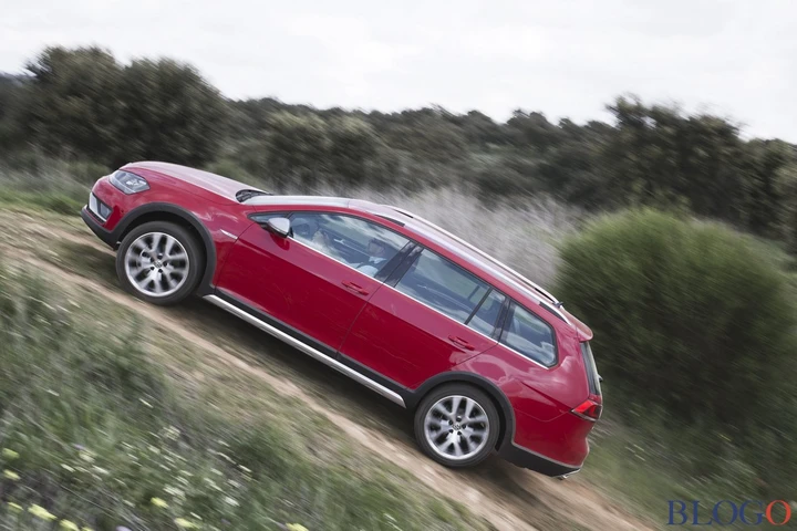 Volkswagen Golf Alltrack: primo contatto