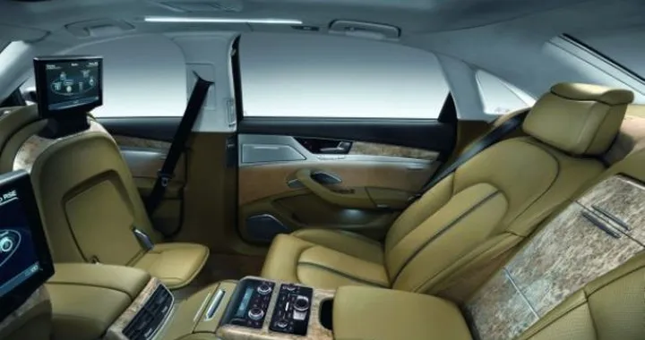 Audi A8: internet in auto con l'hotspot wireless