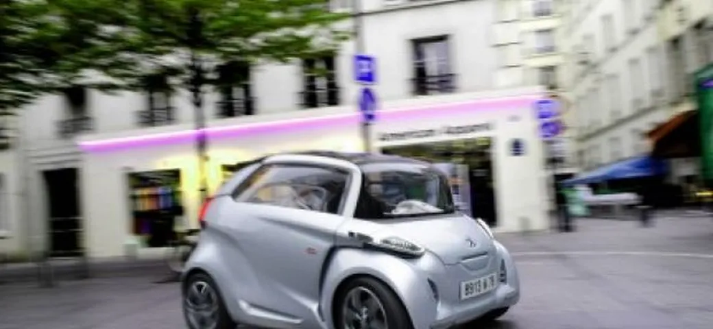 Peugeot BB1 Concept: nuove foto ufficiali dal debutto sulle strade di Parigi
