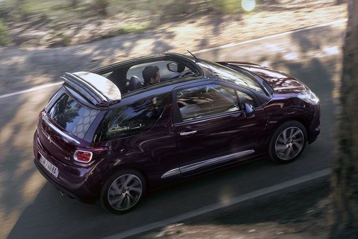 DS 3 torna alle origini, design compatto e sfida alle altre premium