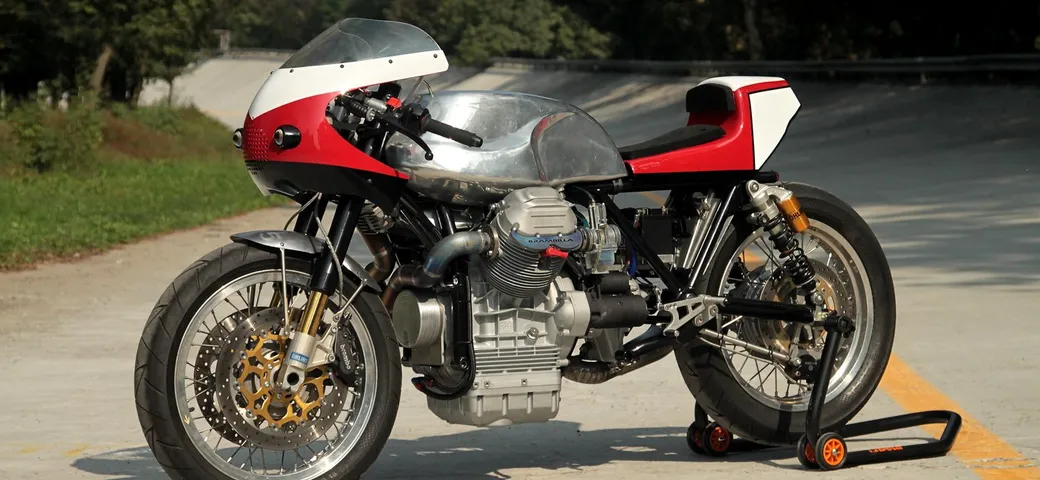 Parabolica by F.lli Brambilla: una Guzzi da 10.000 giri