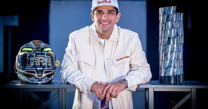 Jorge Martín torna nel paddock da campione: ma la vera gara inizia ora