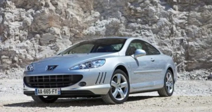 Nuovi motori HDi per la Peugeot 407 Coupé