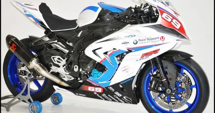 Carbonin: nuove carene per BMW S1000RR MY 2015
