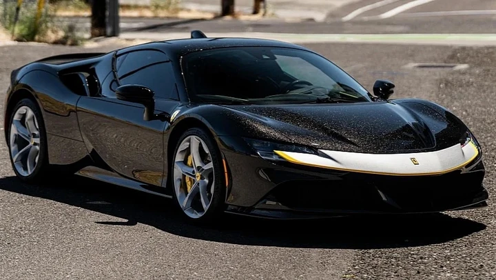 Ferrari SF90
