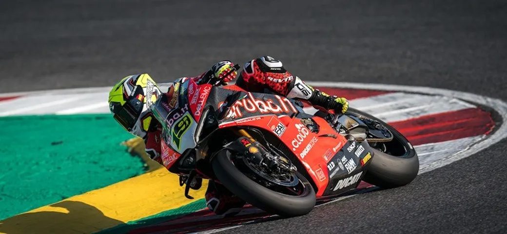 Superbike Portimao: Bautista torna alla vittoria in Gara-2
