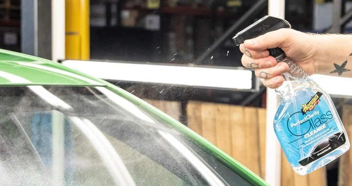 Pulizia cristallina a metà prezzo: Meguiar’s Glass Cleaner è in offerta a -43%