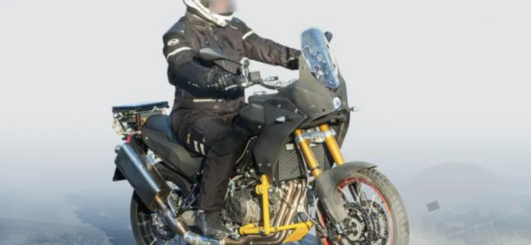Aprilia Tuareg 660: nuove foto dell'endurona di Noale