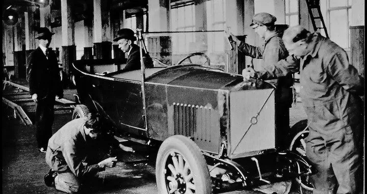 Volvo: la storia del costruttore [Video]