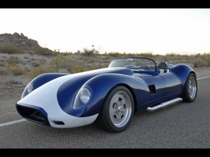 LC470, dalla California con nostalgia