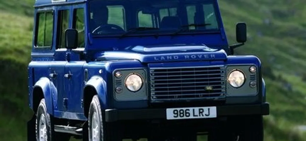 La Land Rover Defender non supera il test dell'alce