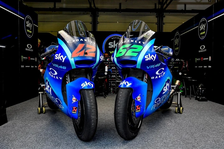 Aprilia ed il team SKY con una livrea per salvare il mare