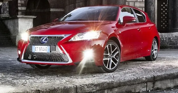 Lexus CT Hybrid, il video e la nostra prova su strada