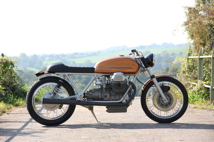Moto Guzzi V1000 Custom: la special che cambia volto alla Guzzi