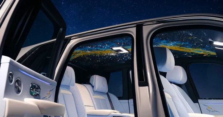 Cullinan Cosmos: Rolls-Royce trasforma l’auto di lusso in un viaggio tra le stelle