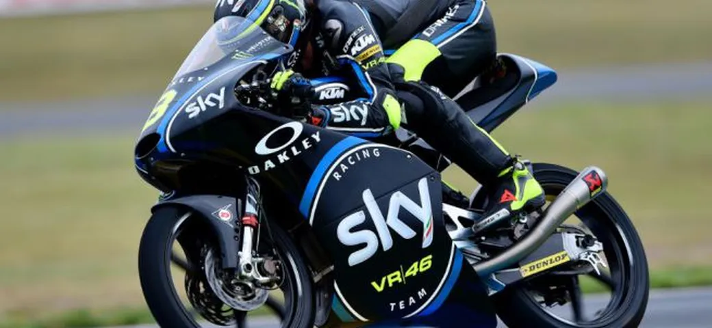 Moto3 Le Mans, Bulega il più veloce ma “retrocesso” dietro a Martin. Fenati e Antonelli in seconda fila