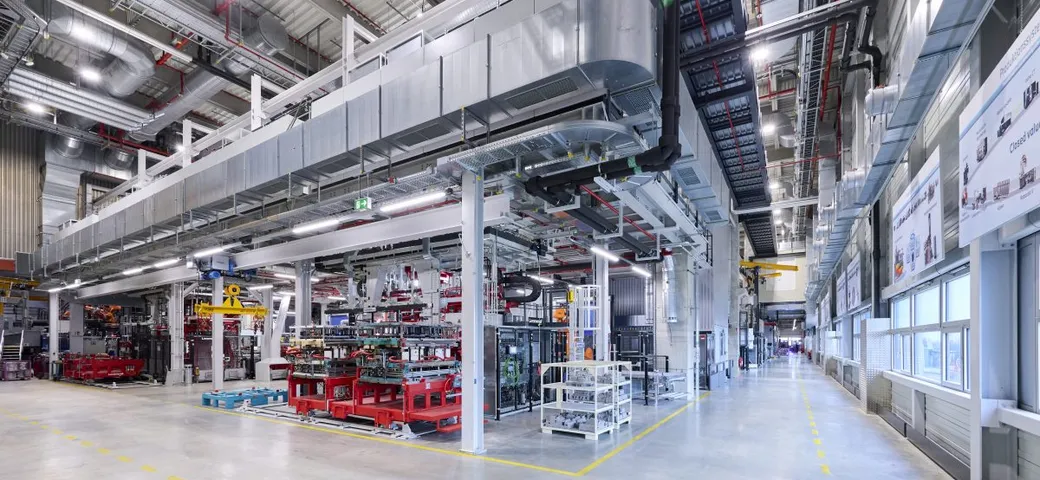 BMW, sesta generazione eDrive: maggiore autonomia e ricariche più veloci nelle elettriche