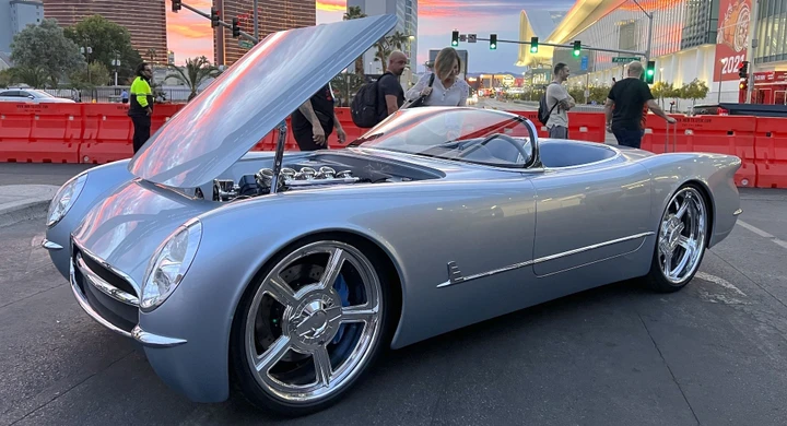 Corvette C1, un esemplare in carbonio protagonista al SEMA