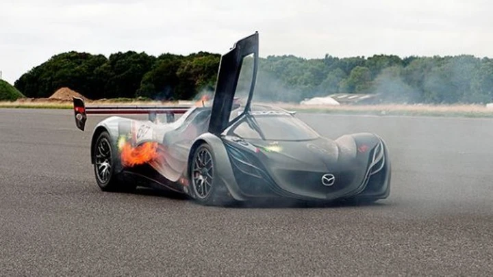 Mazda Furai: nuove immagini dell'incendio