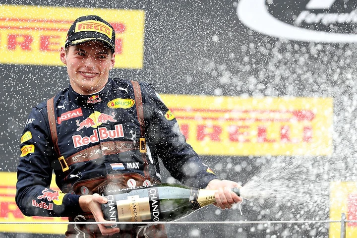 Gp Malesia F1 2017: super Vettel, ma Hamilton allunga. E trionfa Verstappen
