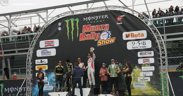 Monza Rally Show 2014: trionfa Kubica davanti a Rossi [Foto e Video]