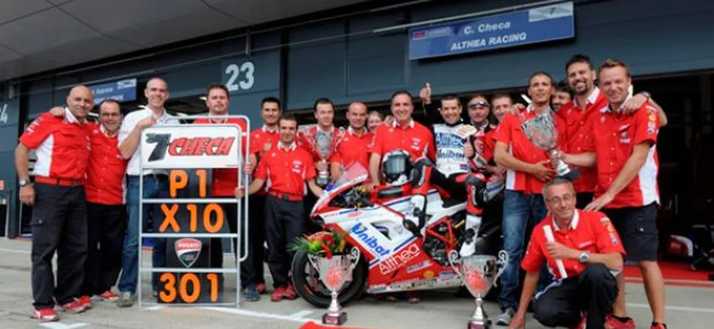 Silverstone, pagelle. Checa-Ducati 