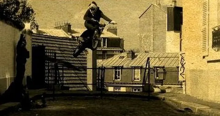 SPORT AND ART - Julien Dupont - Best of Urban Trial Freestyle