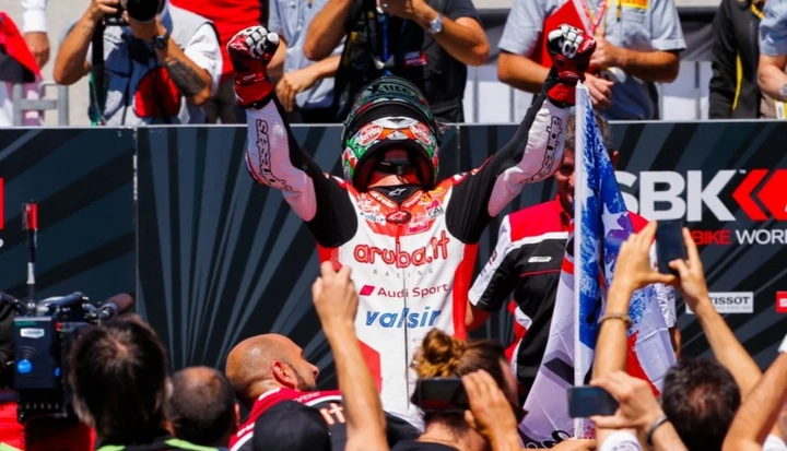 SBK Laguna Seca 2017: la vittoria di Davies e l'omaggio a Hayden