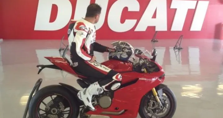 Ducati 1199 Panigale: Live @ Press Test di Abu Dhabi