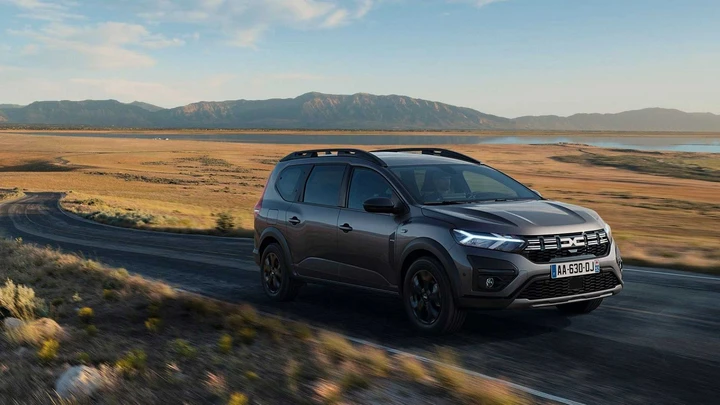 Dacia Jogger, la prova della ibrida