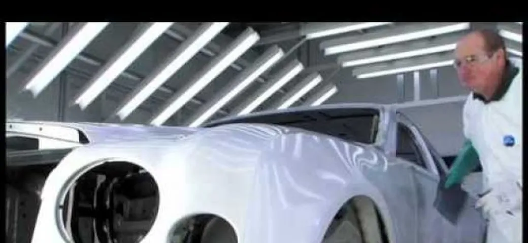 Video: l'assemblaggio della Bentley Mulsanne
