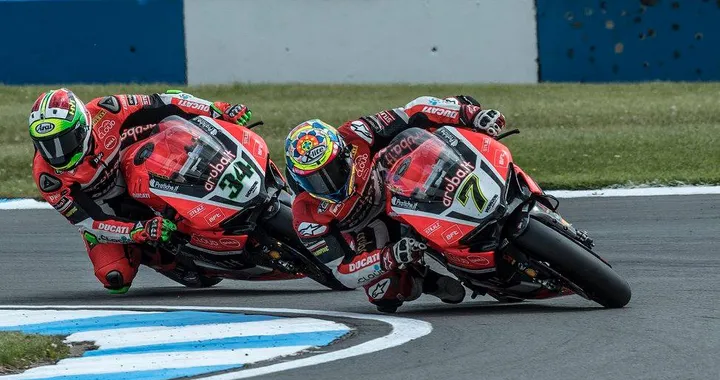 SBK Misano 2016: Ducati all'attacco delle Kawasaki