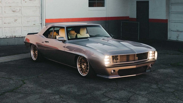 Chevrolet Camaro Fenix: tuning d'epoca con 1180 cavalli