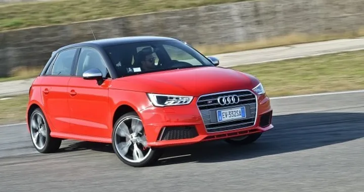 Audi S1 Sportback: Video test e prova in pista