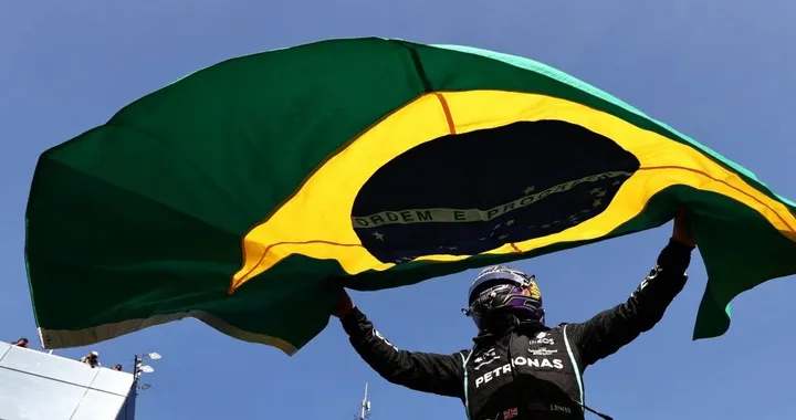 F1 GP del Brasile: Hamilton compie l’impresa rimonta e vince