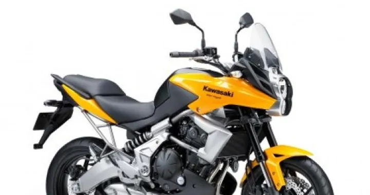 Kawasaki Versys 2010: dati e foto ufficiali