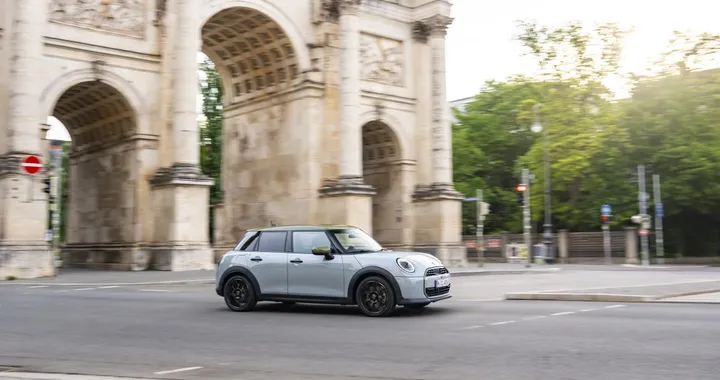 MINI Paul Smith Edition, stile british per la Cooper speciale
