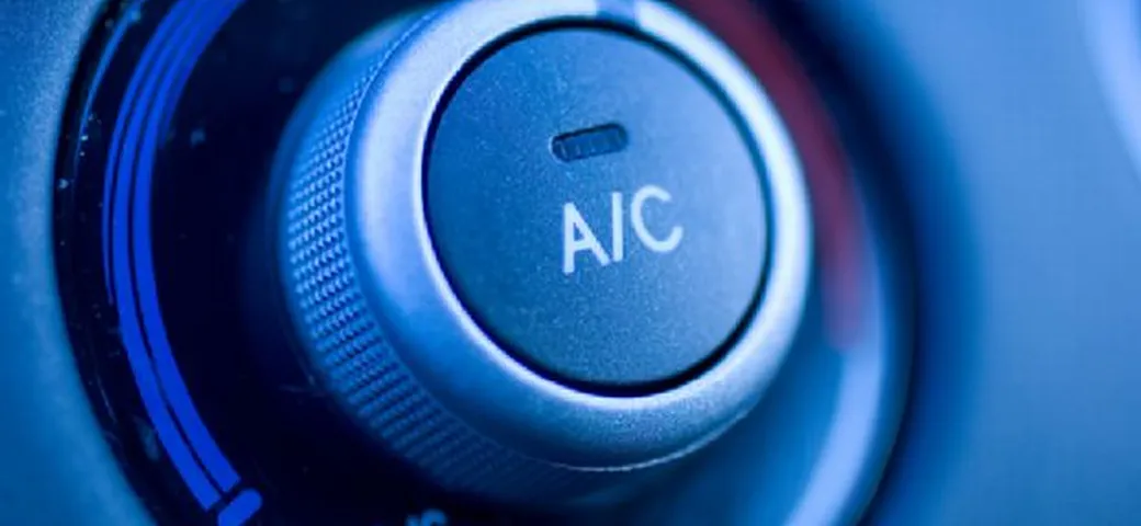 Risparmiare carburante? A volte è meglio accendere il clima che tirar giù i vetri