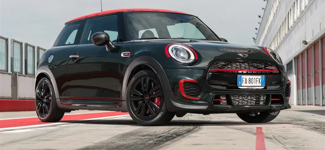 Mini John Cooper Works Challenge Edition