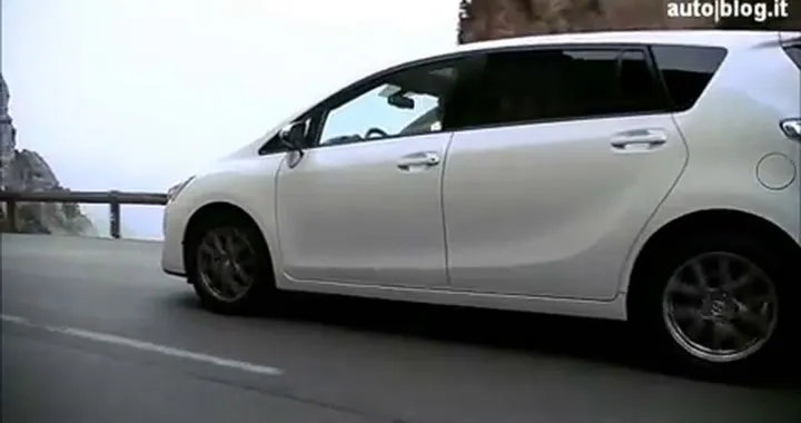 Toyota Verso 2012