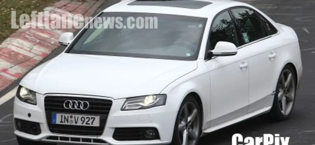 Foto spia: Audi S4