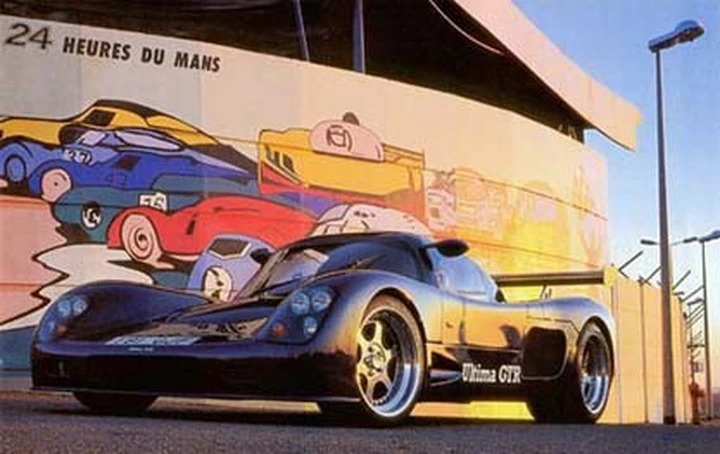 Ultima GTR720: record del mondo sullo 0-100-0 (miglia)