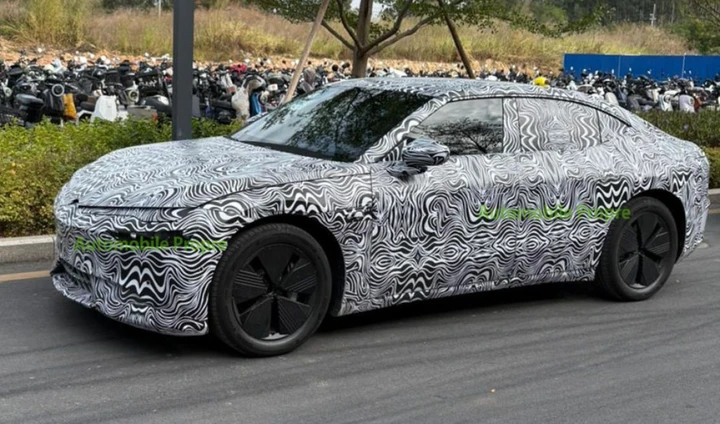 Volkswagen e Xpeng sviluppano una berlina BEV da 800 Volt