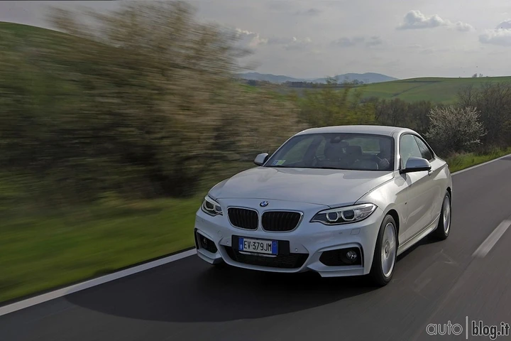 BMW Serie 2 Coupé e BMW M235i: prezzi, prova e informazioni